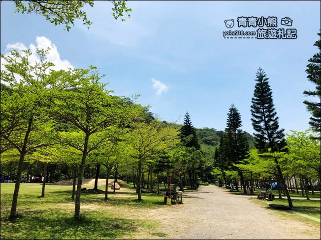 苗栗景點》森林系鹿角Caf&eacute;．搭上夢幻巴士岀發去~三義約會景點 @青青小熊＊旅遊札記