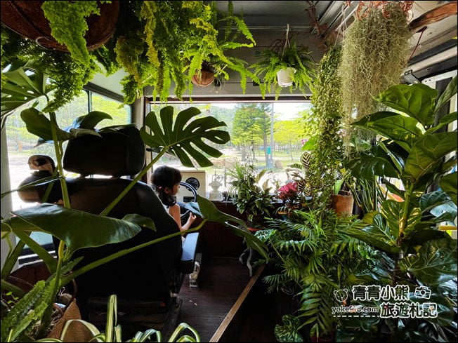 苗栗景點》森林系鹿角Caf&eacute;．搭上夢幻巴士岀發去~三義約會景點 @青青小熊＊旅遊札記