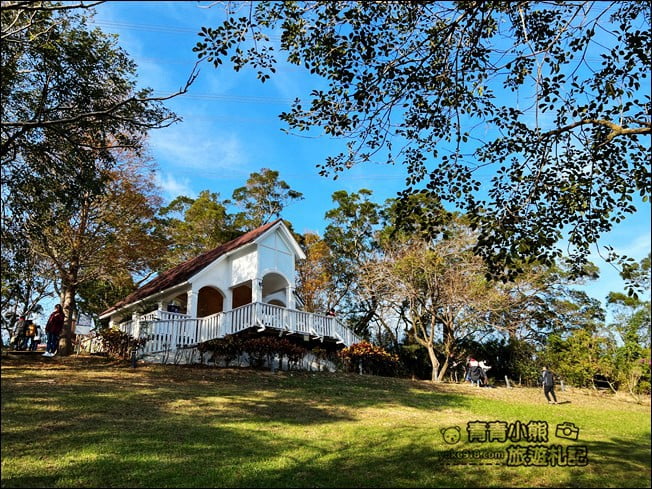 新竹景點》小森之歌景觀餐廳.大草皮、教堂~散步拍照去 @青青小熊*旅遊札記 新竹景點》小森之歌景觀餐廳.大草皮、教堂~散步拍照去 @青青小熊*旅遊札記