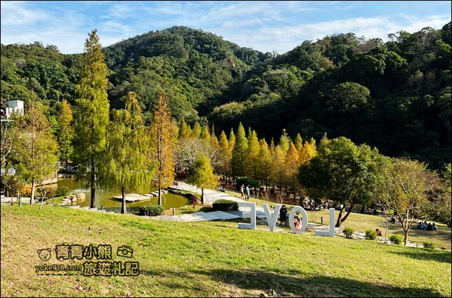 新竹景點》小森之歌景觀餐廳.大草皮、教堂~散步拍照去 @青青小熊*旅遊札記 新竹景點》小森之歌景觀餐廳.大草皮、教堂~散步拍照去 @青青小熊*旅遊札記