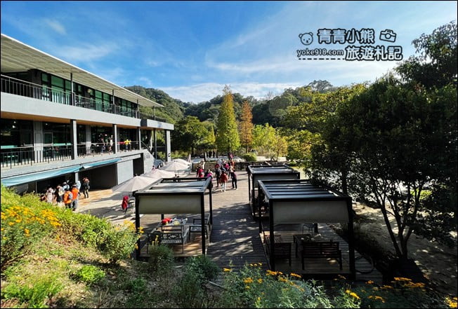 新竹景點》小森之歌景觀餐廳．大草皮、教堂~散步拍照去 @青青小熊＊旅遊札記