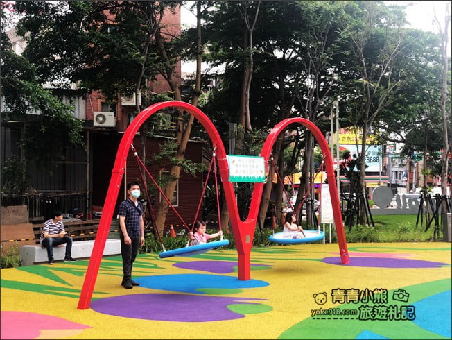 桃園景點》台茂購物中心最新台茂公園-戶外兒童共融遊戲場 @青青小熊*旅遊札記 桃園景點》台茂購物中心最新台茂公園-戶外兒童共融遊戲場 @青青小熊*旅遊札記
