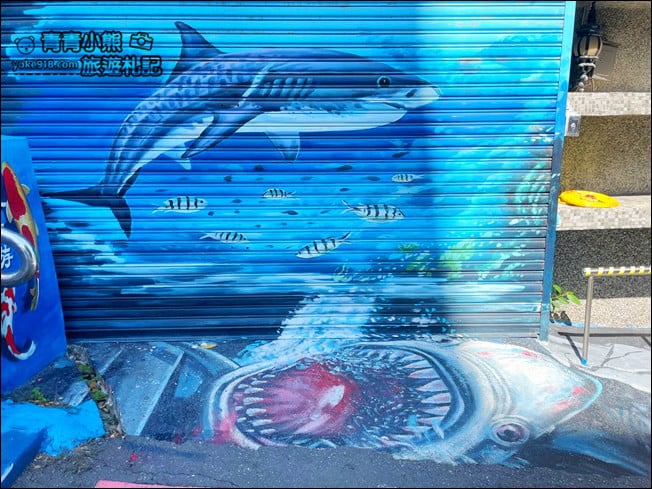 花蓮景點》福天宮超巨大的鯉魚彩繪階梯&好喝的四維先生鳳梨冰 @青青小熊*旅遊札記 花蓮景點》福天宮超巨大的鯉魚彩繪階梯&好喝的四維先生鳳梨冰 @青青小熊*旅遊札記