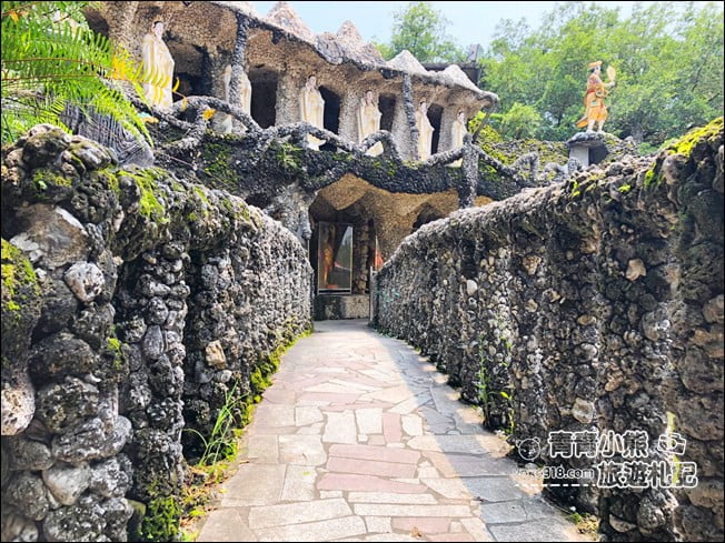 高雄景點》田寮石頭廟．走進陸上海底龍宮~貝殼珊瑚打造的海洋風石頭廟 @青青小熊＊旅遊札記