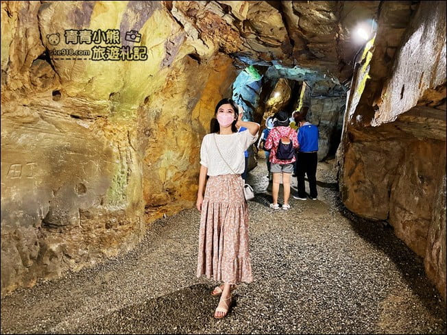 基隆景點》佛手洞·仙洞巖~基隆私房景點,來洞窟探險尋找佛手印 @青青小熊*旅遊札記 基隆景點》佛手洞·仙洞巖~基隆私房景點,來洞窟探險尋找佛手印 @青青小熊*旅遊札記