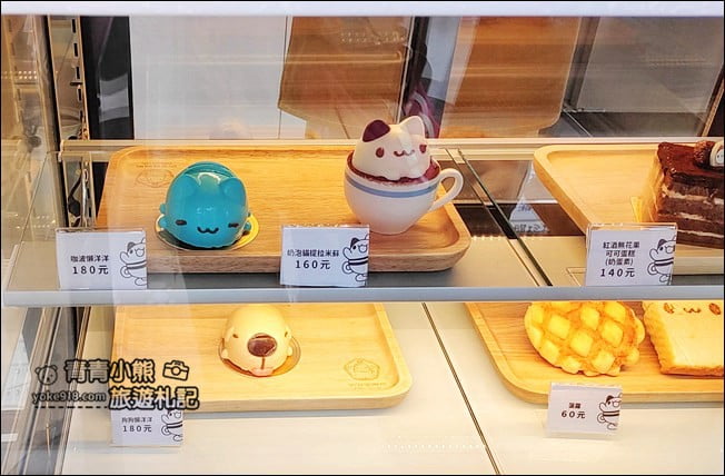 台中新景點》奶泡貓咖啡 搬家囉~超萌的奶泡貓、咖波出沒(新址) @青青小熊＊旅遊札記