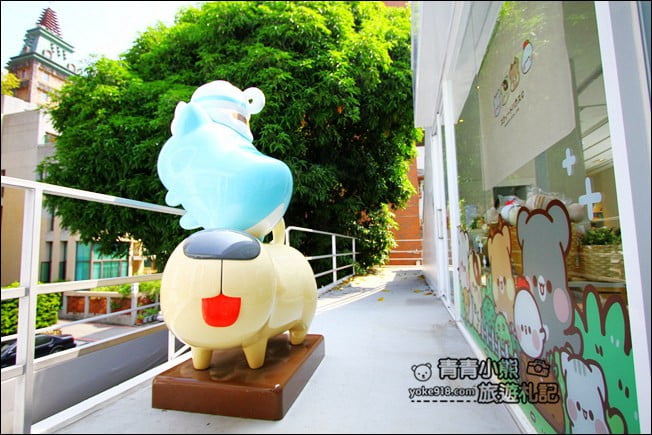 台中新景點》奶泡貓咖啡 搬家囉~超萌的奶泡貓、咖波出沒(新址) @青青小熊*旅遊札記 台中新景點》奶泡貓咖啡 搬家囉~超萌的奶泡貓、咖波出沒(新址) @青青小熊*旅遊札記