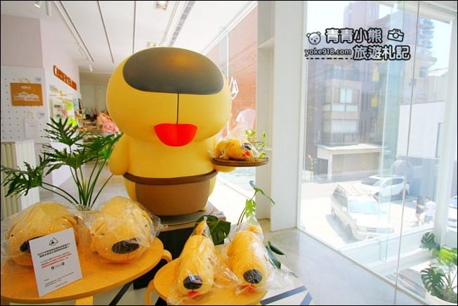 台中新景點》奶泡貓咖啡 搬家囉~超萌的奶泡貓、咖波出沒(新址) @青青小熊＊旅遊札記
