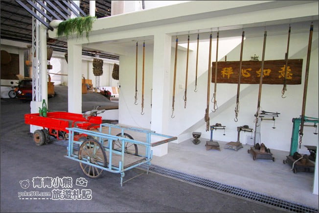 南投新景點》九二咖啡故事館.大蜻蜓、巨大的鹿,來拍照喝咖啡,舊倉庫變身時尚咖啡館 @青青小熊*旅遊札記 南投新景點》九二咖啡故事館.大蜻蜓、巨大的鹿,來拍照喝咖啡,舊倉庫變身時尚咖啡館 @青青小熊*旅遊札記