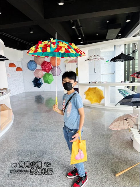 桃園新景點》國巨洋傘文創園區.擁有綠建築還有雨傘DIY @青青小熊*旅遊札記 桃園新景點》國巨洋傘文創園區.擁有綠建築還有雨傘DIY @青青小熊*旅遊札記
