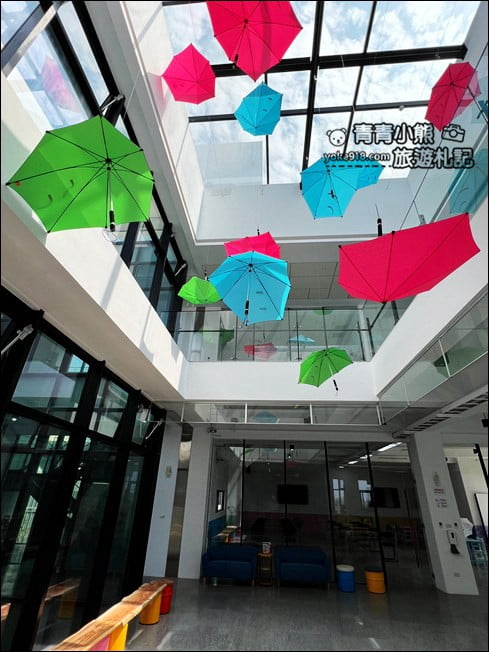 桃園新景點》國巨洋傘文創園區．擁有綠建築還有雨傘DIY @青青小熊＊旅遊札記