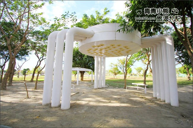 台中新景點》中央公園．12感官設施，有台中之肺，綠寶石稱號的新網美打卡景點 @青青小熊＊旅遊札記