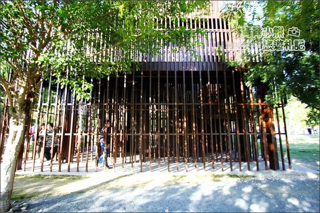 台中新景點》中央公園．12感官設施，有台中之肺，綠寶石稱號的新網美打卡景點 @青青小熊＊旅遊札記