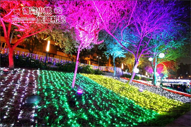台中景點》2020臺中好YA誕．耶誕水舞、聖誕燈海~柳川、綠川、舊台中火車站登場 @青青小熊＊旅遊札記