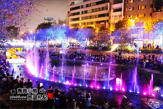 台中景點》2020臺中好YA誕.耶誕水舞、聖誕燈海~柳川、綠川、舊台中火車站登場 @青青小熊*旅遊札記 台中景點》2020臺中好YA誕.耶誕水舞、聖誕燈海~柳川、綠川、舊台中火車站登場 @青青小熊*旅遊札記