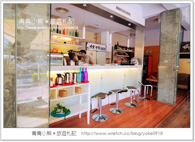 台中拉花咖啡》卡哇伊立體小熊拉花咖啡.52 cafe @青青小熊*旅遊札記