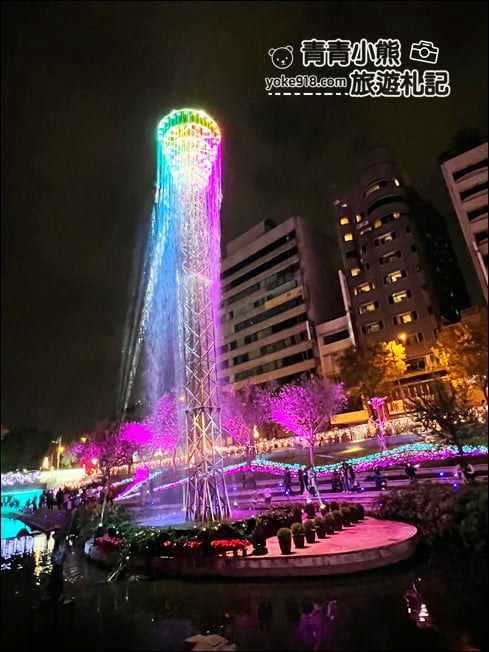 台中景點》綠川&middot;柳川水岸甜蜜散步去，2022台中璀燦迎耶誕跨年 @青青小熊＊旅遊札記