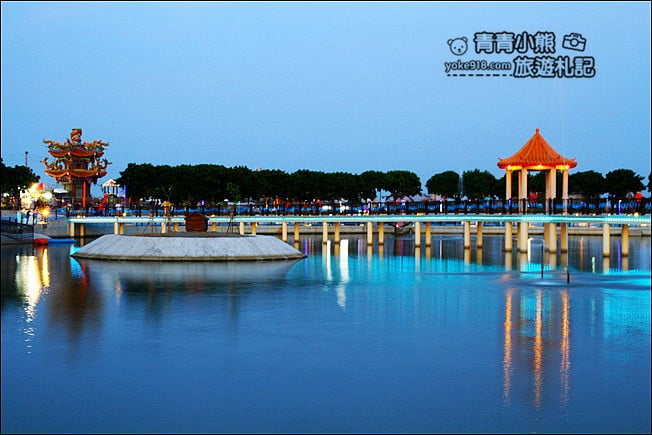 彰化景點》七彩空中廊道及環湖步道.二林舊社代安宮~免費溜小孩賞夜景 @青青小熊*旅遊札記 彰化景點》七彩空中廊道及環湖步道.二林舊社代安宮~免費溜小孩賞夜景 @青青小熊*旅遊札記