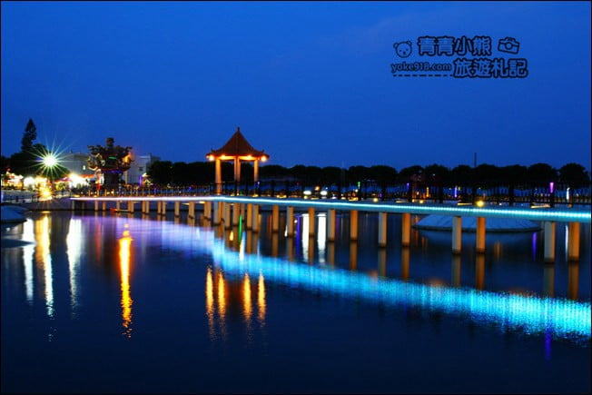 彰化景點》七彩空中廊道及環湖步道.二林舊社代安宮~免費溜小孩賞夜景 @青青小熊*旅遊札記 彰化景點》七彩空中廊道及環湖步道.二林舊社代安宮~免費溜小孩賞夜景 @青青小熊*旅遊札記