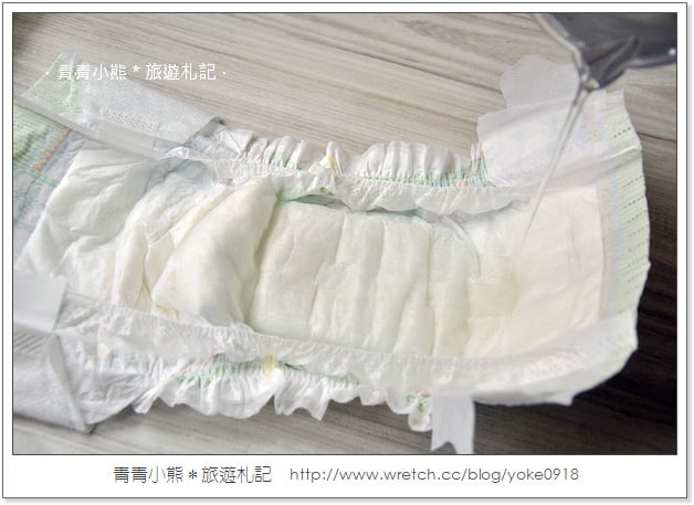 屁屁的事交給幫寶適,特級棉柔讓迷你熊乾爽又舒適 @青青小熊*旅遊札記