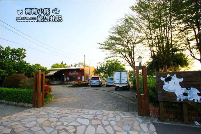 彰化景點》泳霖牧場.免費入園~可以餵小牛互動體驗,還有好吃的乳製品 @青青小熊*旅遊札記 彰化景點》泳霖牧場.免費入園~可以餵小牛互動體驗,還有好吃的乳製品 @青青小熊*旅遊札記