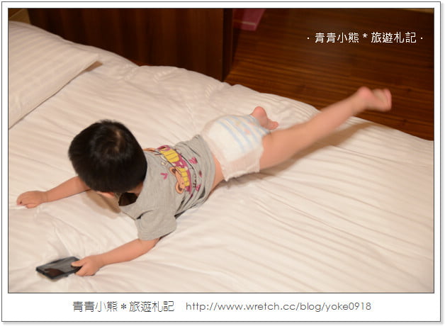 讓迷你熊活動自如的幫寶適輕鬆穿 @青青小熊＊旅遊札記