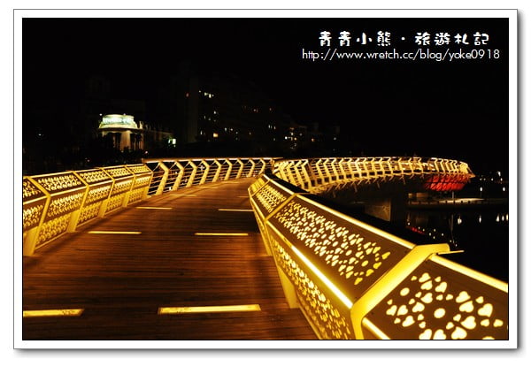 [高雄旅遊]浪漫約會景點．愛河之心夜景 @青青小熊＊旅遊札記