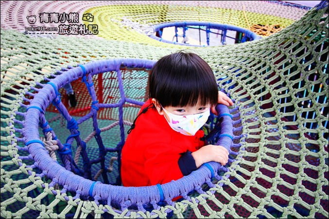 新北景點》東昇公園~太空星球主題的好玩公園,來跟三眼外星人玩耍 @青青小熊*旅遊札記 新北景點》東昇公園~太空星球主題的好玩公園,來跟三眼外星人玩耍 @青青小熊*旅遊札記