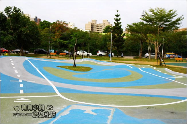 新竹景點》竹北AI智慧園區公園.溜小孩好去處、滑步車場沙坑大碗公,來這好放電 @青青小熊*旅遊札記 新竹景點》竹北AI智慧園區公園.溜小孩好去處、滑步車場沙坑大碗公,來這好放電 @青青小熊*旅遊札記