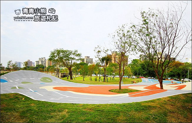 新竹景點》竹北AI智慧園區公園.溜小孩好去處、滑步車場沙坑大碗公,來這好放電 @青青小熊*旅遊札記 新竹景點》竹北AI智慧園區公園.溜小孩好去處、滑步車場沙坑大碗公,來這好放電 @青青小熊*旅遊札記