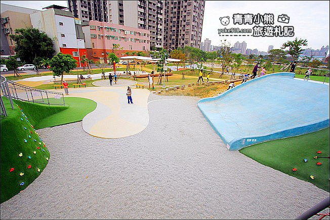 新竹景點》竹北AI智慧園區公園.溜小孩好去處、滑步車場沙坑大碗公,來這好放電 @青青小熊*旅遊札記 新竹景點》竹北AI智慧園區公園.溜小孩好去處、滑步車場沙坑大碗公,來這好放電 @青青小熊*旅遊札記