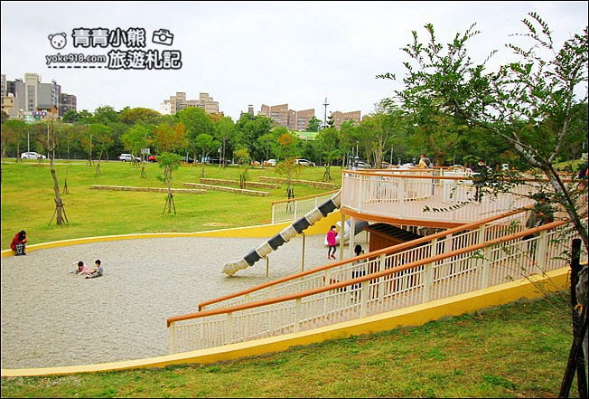 新竹景點》竹北AI智慧園區公園.溜小孩好去處、滑步車場沙坑大碗公,來這好放電 @青青小熊*旅遊札記 新竹景點》竹北AI智慧園區公園.溜小孩好去處、滑步車場沙坑大碗公,來這好放電 @青青小熊*旅遊札記