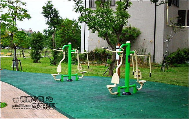 新竹景點》竹北AI智慧園區公園.溜小孩好去處、滑步車場沙坑大碗公,來這好放電 @青青小熊*旅遊札記 新竹景點》竹北AI智慧園區公園.溜小孩好去處、滑步車場沙坑大碗公,來這好放電 @青青小熊*旅遊札記