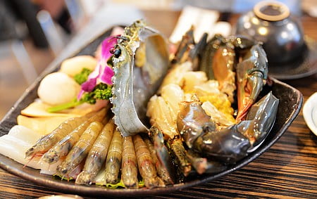台北美食餐廳》12籃粥火鍋～滿滿海鮮的好滋味 @青青小熊＊旅遊札記