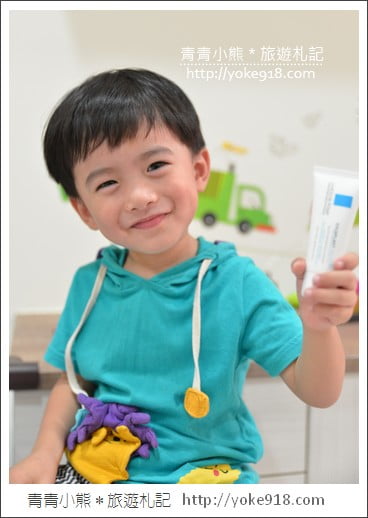 理膚寶水全面修護霜》大人小孩都可以用的神奇修護霜~解決肌膚的小問題 @青青小熊*旅遊札記 理膚寶水全面修護霜》大人小孩都可以用的神奇修護霜~解決肌膚的小問題 @青青小熊*旅遊札記