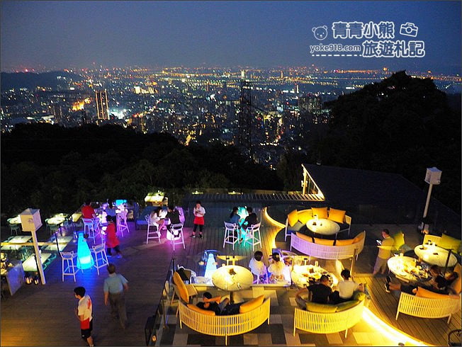 台北景點》草山夜未眠.陽明山夜景餐廳,浪漫夜景盡收眼底的約會聖地 @青青小熊*旅遊札記 台北景點》草山夜未眠.陽明山夜景餐廳,浪漫夜景盡收眼底的約會聖地 @青青小熊*旅遊札記