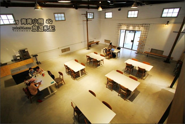 台中新景點》憬初尋．老倉庫改造的咖啡廳，咖啡控必訪文青景點 @青青小熊＊旅遊札記