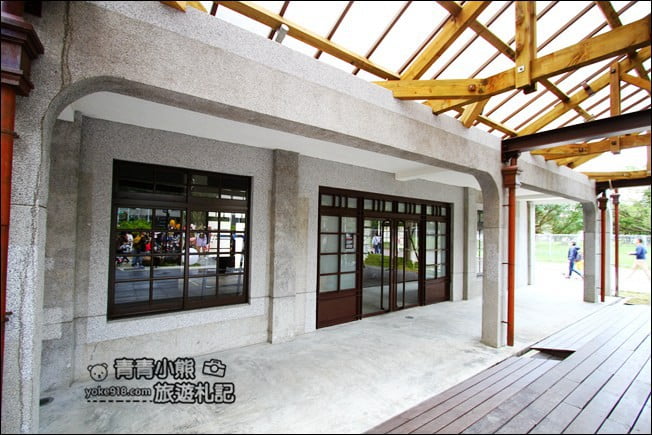 台北新景點》瓶蓋工廠~南港最新拍照景點,有大草原廣場和文創市集 @青青小熊*旅遊札記 台北新景點》瓶蓋工廠~南港最新拍照景點,有大草原廣場和文創市集 @青青小熊*旅遊札記
