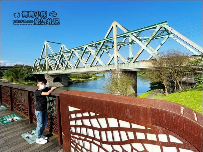 宜蘭冬山景點》冬山河生態綠舟．超大綠地河岸散步好舒服~還有神秘河道探險去 @青青小熊＊旅遊札記