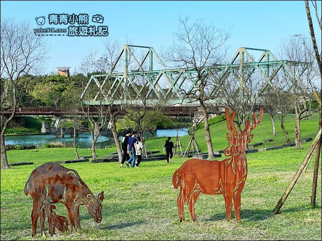 宜蘭冬山景點》冬山河生態綠舟．超大綠地河岸散步好舒服~還有神秘河道探險去 @青青小熊＊旅遊札記