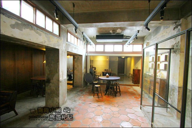 雲林景點》北港保生堂．漢方咖啡館~有金箔滷肉飯，充滿濃濃懷舊風的咖啡館 @青青小熊＊旅遊札記