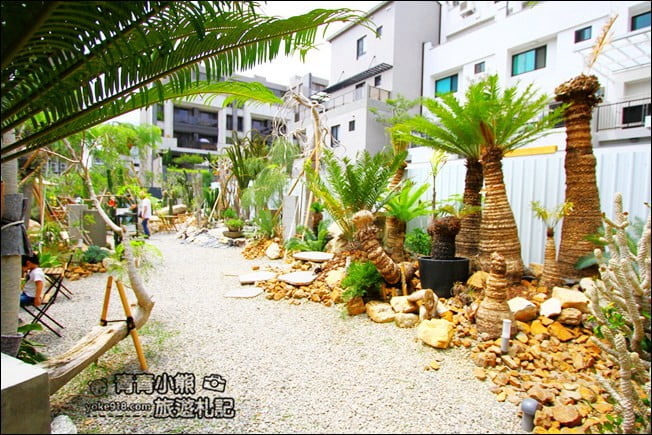 台中南屯新景點》酉 x 5pm結合綠色植物、景觀設計~玻璃屋下午茶 @青青小熊*旅遊札記 台中南屯新景點》酉 x 5pm結合綠色植物、景觀設計~玻璃屋下午茶 @青青小熊*旅遊札記