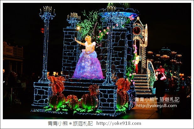 迪士尼夜間遊行》東京迪士尼樂園夜間活動.夢之光遊行 @青青小熊*旅遊札記 迪士尼夜間遊行》東京迪士尼樂園夜間活動.夢之光遊行 @青青小熊*旅遊札記
