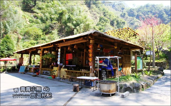嘉義景點》Hana廚房(來吉部落廚房)隱身阿里山鄉的山中美食，融合南非與鄒族的風味料理 @青青小熊＊旅遊札記