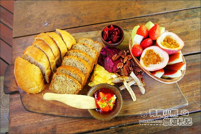 嘉義景點》Hana廚房(來吉部落廚房)隱身阿里山鄉的山中美食，融合南非與鄒族的風味料理 @青青小熊＊旅遊札記
