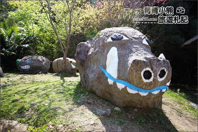 嘉義景點》Hana廚房(來吉部落廚房)隱身阿里山鄉的山中美食，融合南非與鄒族的風味料理 @青青小熊＊旅遊札記
