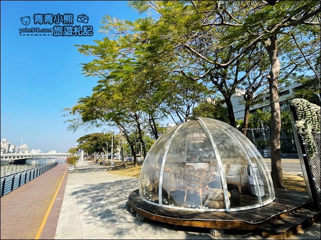 高雄景點》白色戀人貨櫃屋~浪漫的純白愛河畔咖啡廳,還有透明泡泡屋 @青青小熊*旅遊札記 高雄景點》白色戀人貨櫃屋~浪漫的純白愛河畔咖啡廳,還有透明泡泡屋 @青青小熊*旅遊札記