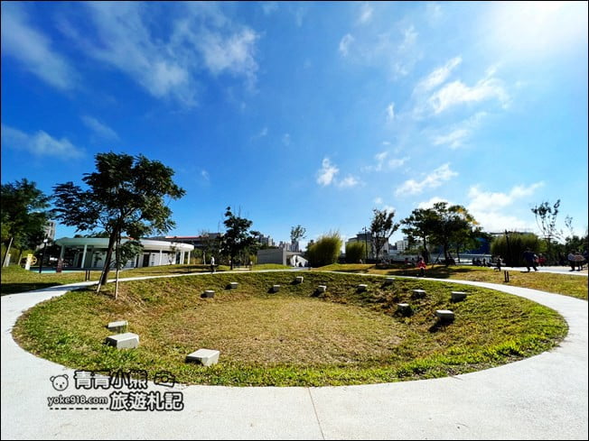 桃園新景點》乙未戰爭紀念公園~平鎮新亮點佔地萬坪,水景,清水模,地景遊戲區 @青青小熊*旅遊札記 桃園新景點》乙未戰爭紀念公園~平鎮新亮點佔地萬坪,水景,清水模,地景遊戲區 @青青小熊*旅遊札記