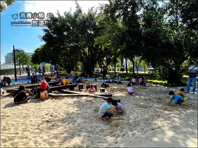 桃園新景點》乙未戰爭紀念公園~平鎮新亮點佔地萬坪,水景,清水模,地景遊戲區 @青青小熊*旅遊札記 桃園新景點》乙未戰爭紀念公園~平鎮新亮點佔地萬坪,水景,清水模,地景遊戲區 @青青小熊*旅遊札記