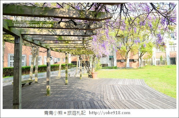 中華大學紫藤花》新竹紫藤花.漫步在紫藤花下的浪漫 @青青小熊*旅遊札記 中華大學紫藤花》新竹紫藤花.漫步在紫藤花下的浪漫 @青青小熊*旅遊札記